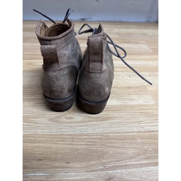 Frye CarsonBoots Women 9.5 B Lace Up Brown Leather Combat 6595